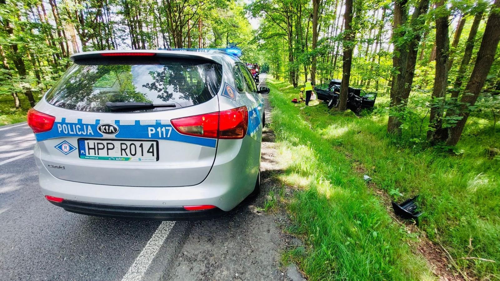 Zdjęcie w galerii na portalu naszraciborz.pl: Strażacy interweniowali w trzech zdarzeniach – od otwarcia mieszkania po usuwanie powalonego drzewa [RAPORT 998] wiadomości z regionu