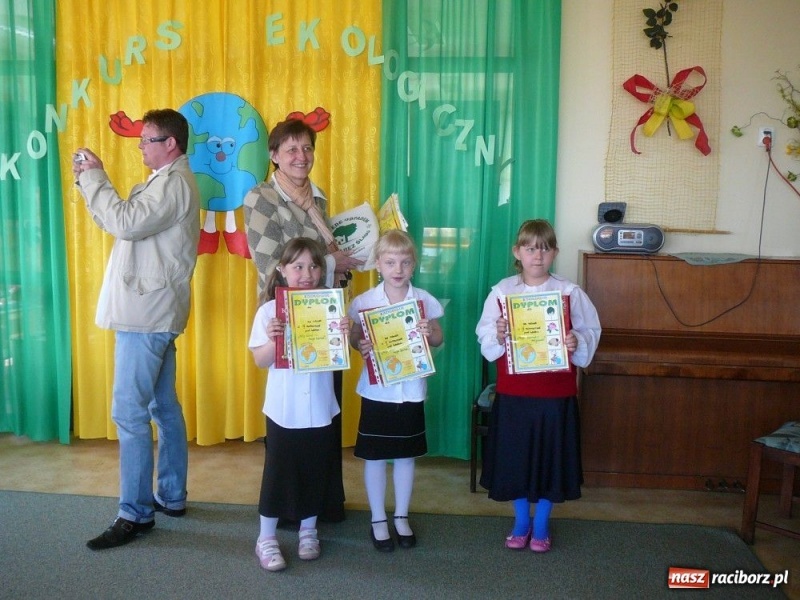 Zdjęcie w galerii na portalu naszraciborz.pl: Przedszkolaki z Rzuchowa nie próżnują wiadomości z regionu