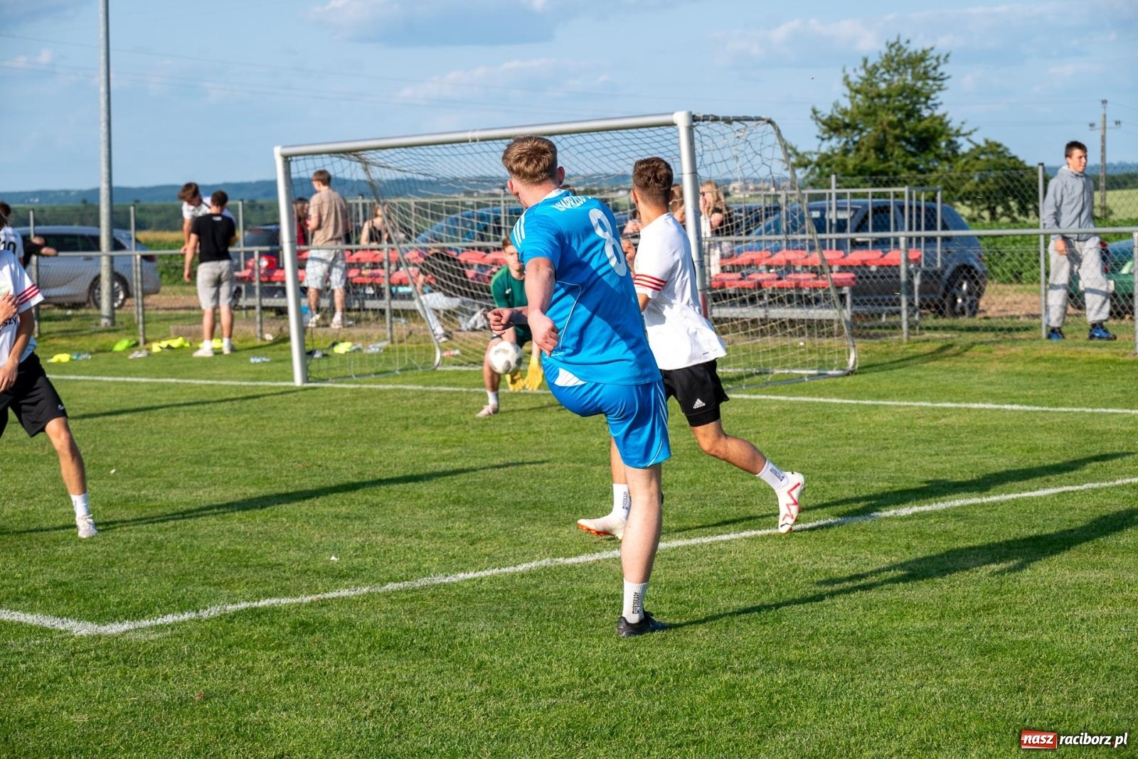 Zdjęcie w galerii na portalu naszraciborz.pl: Coroczny festyn sportowy w Borucinie - turniej szóstek piłkarskich [FOTO] wiadomości z regionu