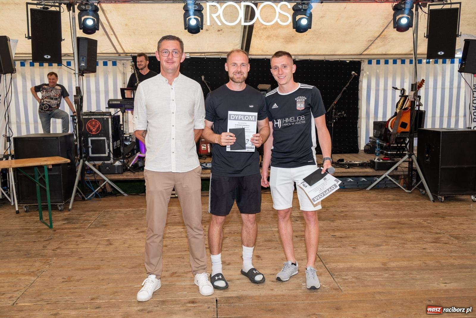 Zdjęcie w galerii na portalu naszraciborz.pl: Coroczny festyn sportowy w Borucinie - turniej szóstek piłkarskich [FOTO] wiadomości z regionu