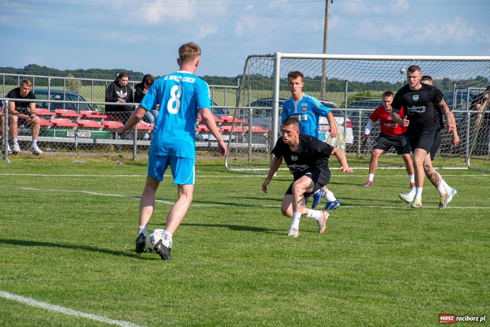 Zdjęcie w galerii na portalu naszraciborz.pl: Coroczny festyn sportowy w Borucinie - turniej szóstek piłkarskich [FOTO] wiadomości z regionu