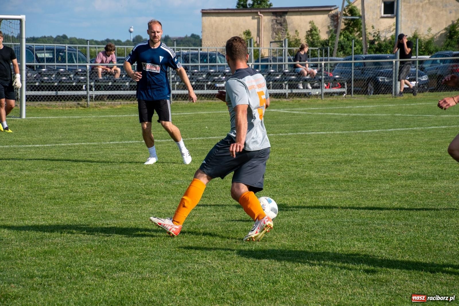Zdjęcie w galerii na portalu naszraciborz.pl: Coroczny festyn sportowy w Borucinie - turniej szóstek piłkarskich [FOTO] wiadomości z regionu