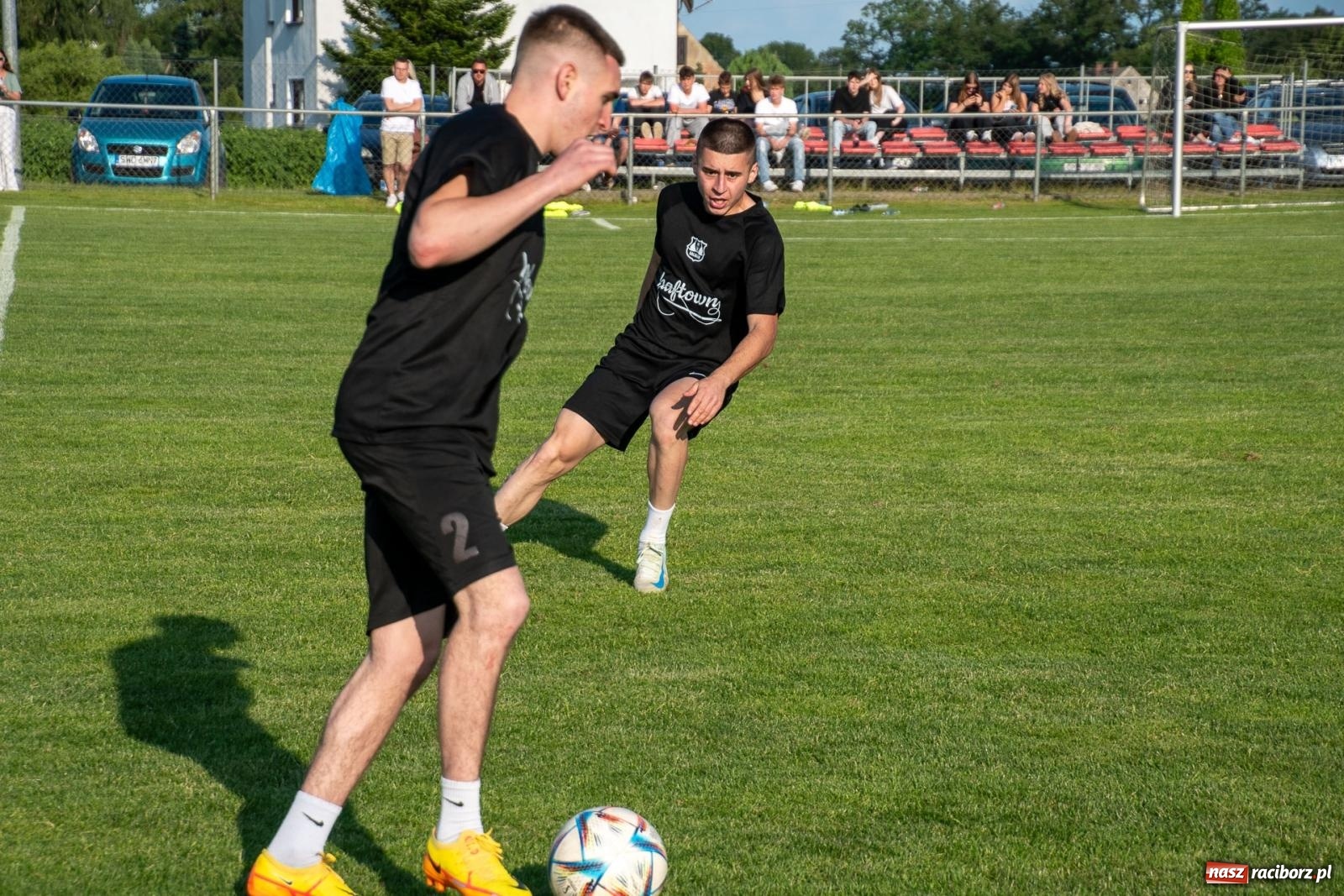 Zdjęcie w galerii na portalu naszraciborz.pl: Coroczny festyn sportowy w Borucinie - turniej szóstek piłkarskich [FOTO] wiadomości z regionu