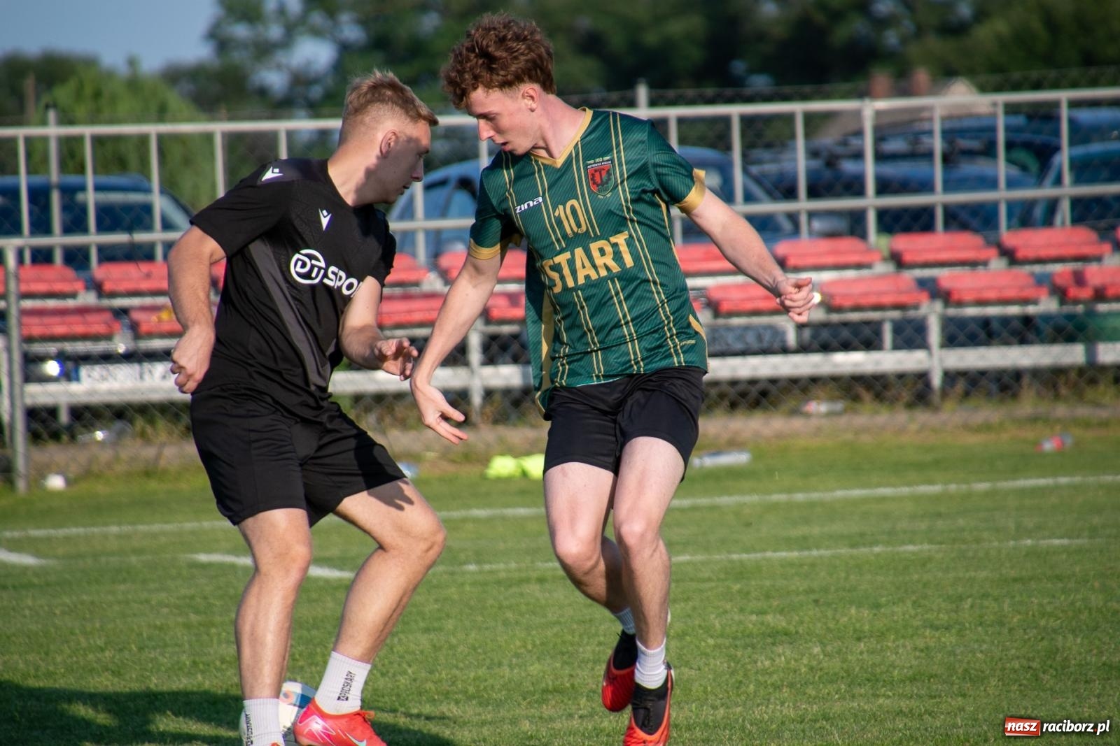 Zdjęcie w galerii na portalu naszraciborz.pl: Coroczny festyn sportowy w Borucinie - turniej szóstek piłkarskich [FOTO] wiadomości z regionu