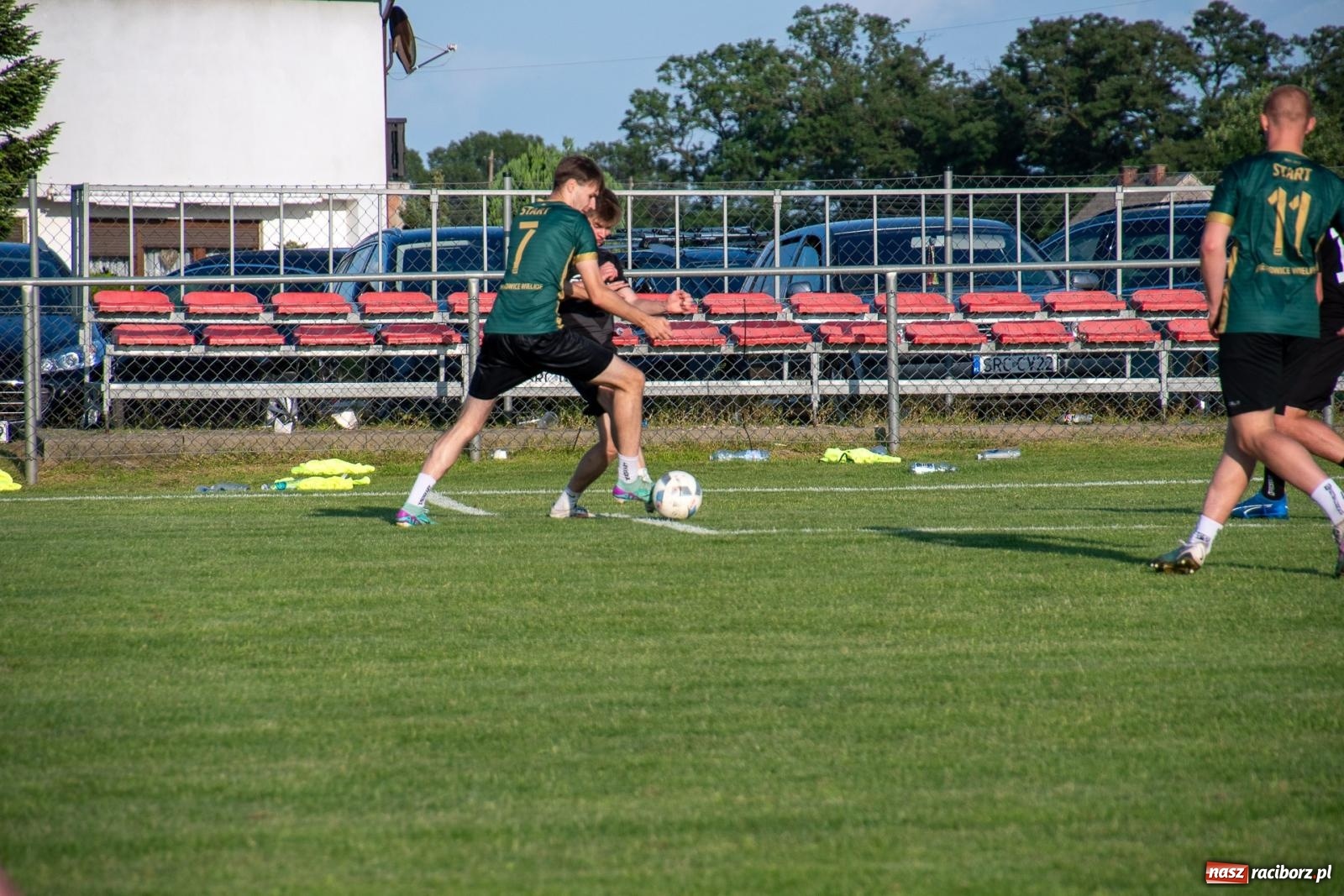 Zdjęcie w galerii na portalu naszraciborz.pl: Coroczny festyn sportowy w Borucinie - turniej szóstek piłkarskich [FOTO] wiadomości z regionu