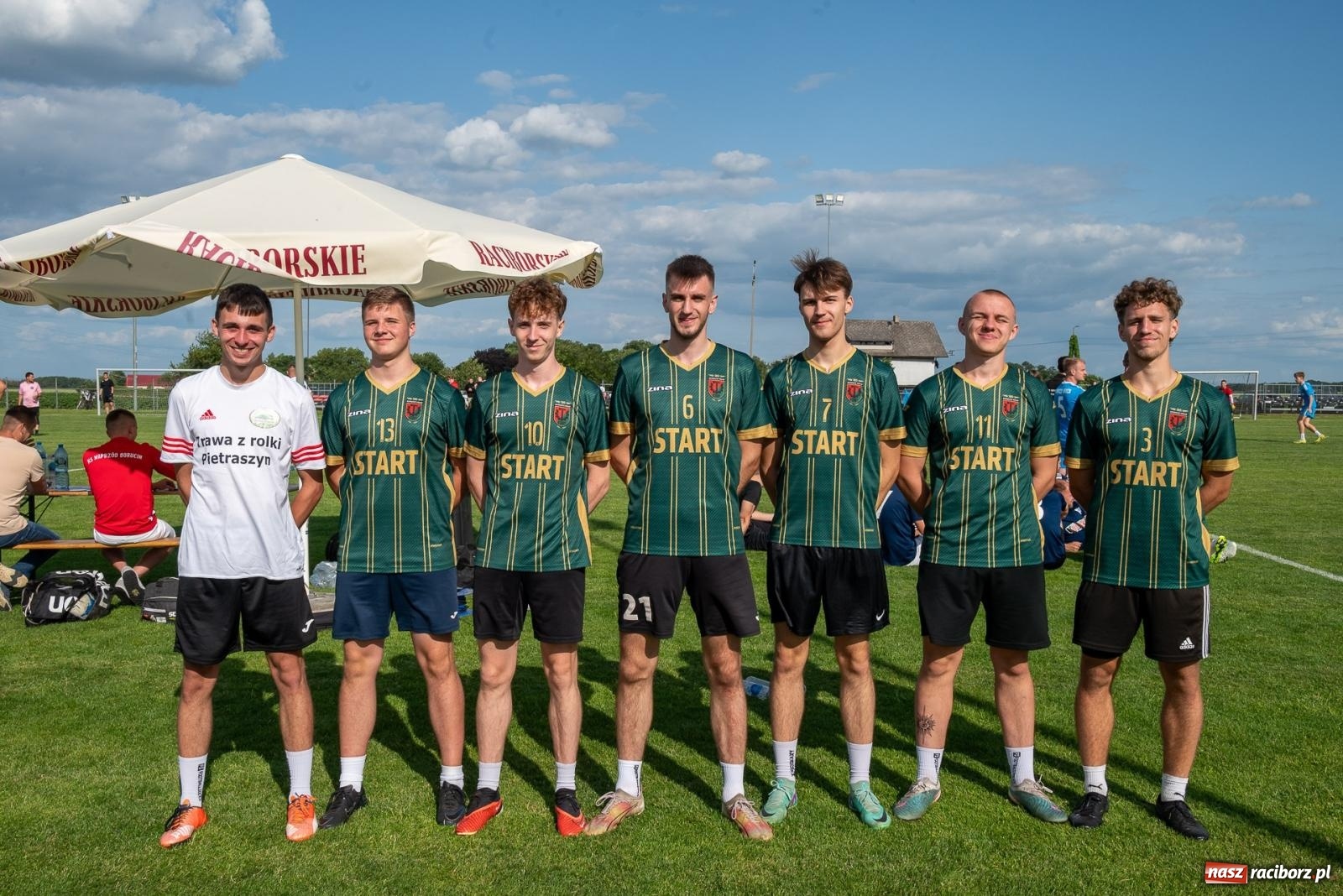 Zdjęcie w galerii na portalu naszraciborz.pl: Coroczny festyn sportowy w Borucinie - turniej szóstek piłkarskich [FOTO] wiadomości z regionu