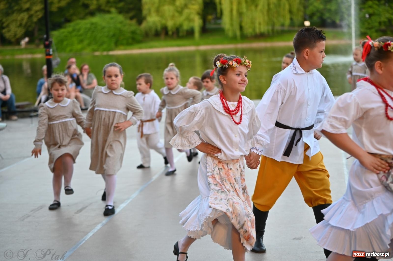 Zdjęcie w galerii na portalu naszraciborz.pl: Śląsk jako mozaika kultur – XXIII Międzynarodowe Spotkania Artystyczne. Raciborska Noc Świętojańska wiadomości z regionu