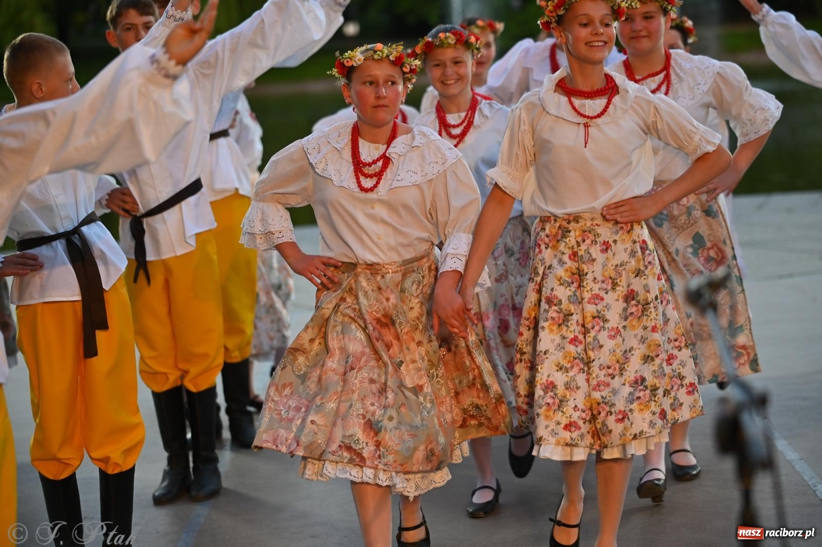 Zdjęcie w galerii na portalu naszraciborz.pl: Śląsk jako mozaika kultur – XXIII Międzynarodowe Spotkania Artystyczne. Raciborska Noc Świętojańska wiadomości z regionu