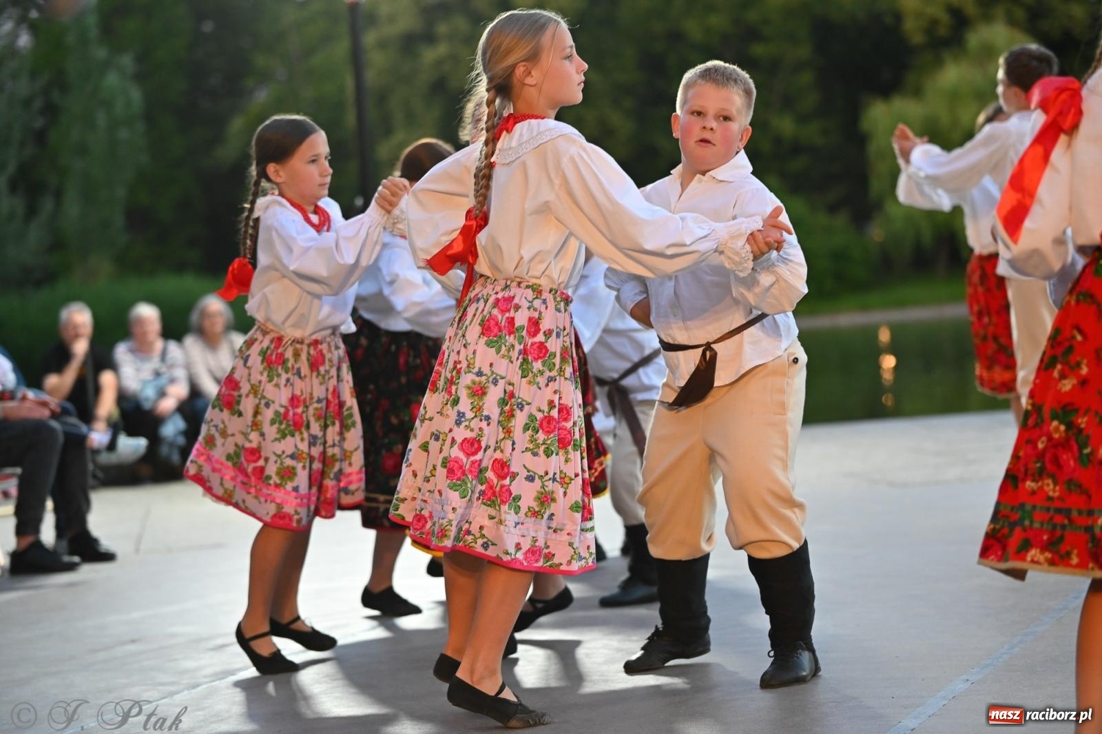 Zdjęcie w galerii na portalu naszraciborz.pl: Śląsk jako mozaika kultur – XXIII Międzynarodowe Spotkania Artystyczne. Raciborska Noc Świętojańska wiadomości z regionu
