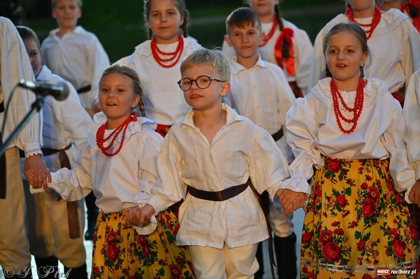 Zdjęcie w galerii na portalu naszraciborz.pl: Śląsk jako mozaika kultur – XXIII Międzynarodowe Spotkania Artystyczne. Raciborska Noc Świętojańska wiadomości z regionu
