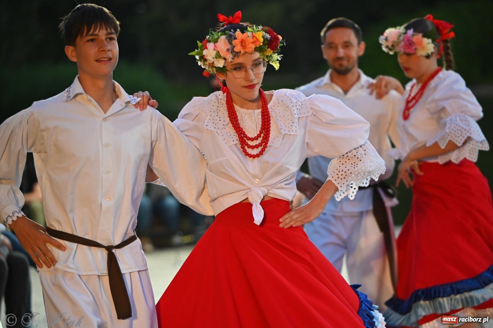 Zdjęcie w galerii na portalu naszraciborz.pl: Śląsk jako mozaika kultur – XXIII Międzynarodowe Spotkania Artystyczne. Raciborska Noc Świętojańska wiadomości z regionu