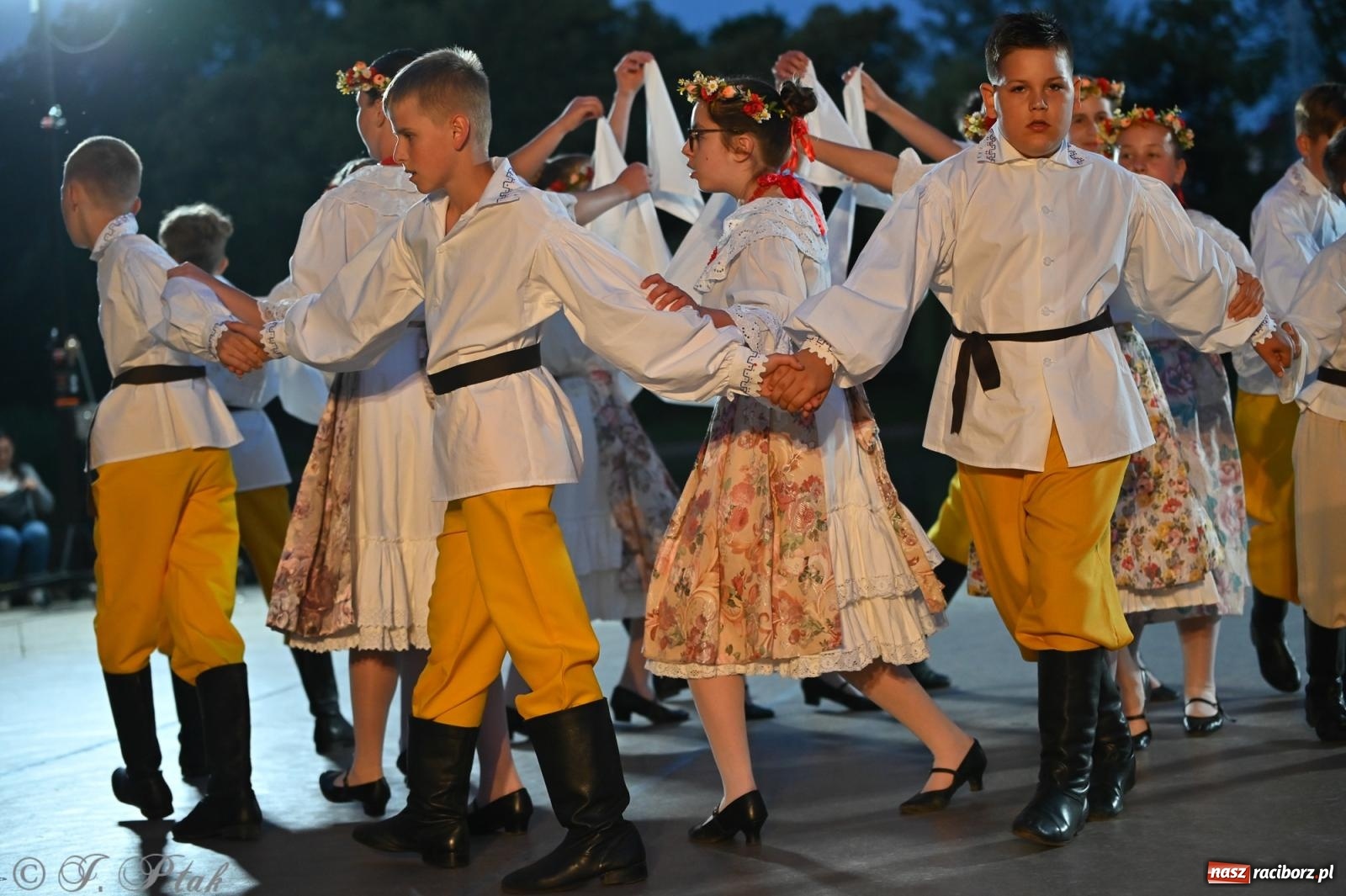 Zdjęcie w galerii na portalu naszraciborz.pl: Śląsk jako mozaika kultur – XXIII Międzynarodowe Spotkania Artystyczne. Raciborska Noc Świętojańska wiadomości z regionu
