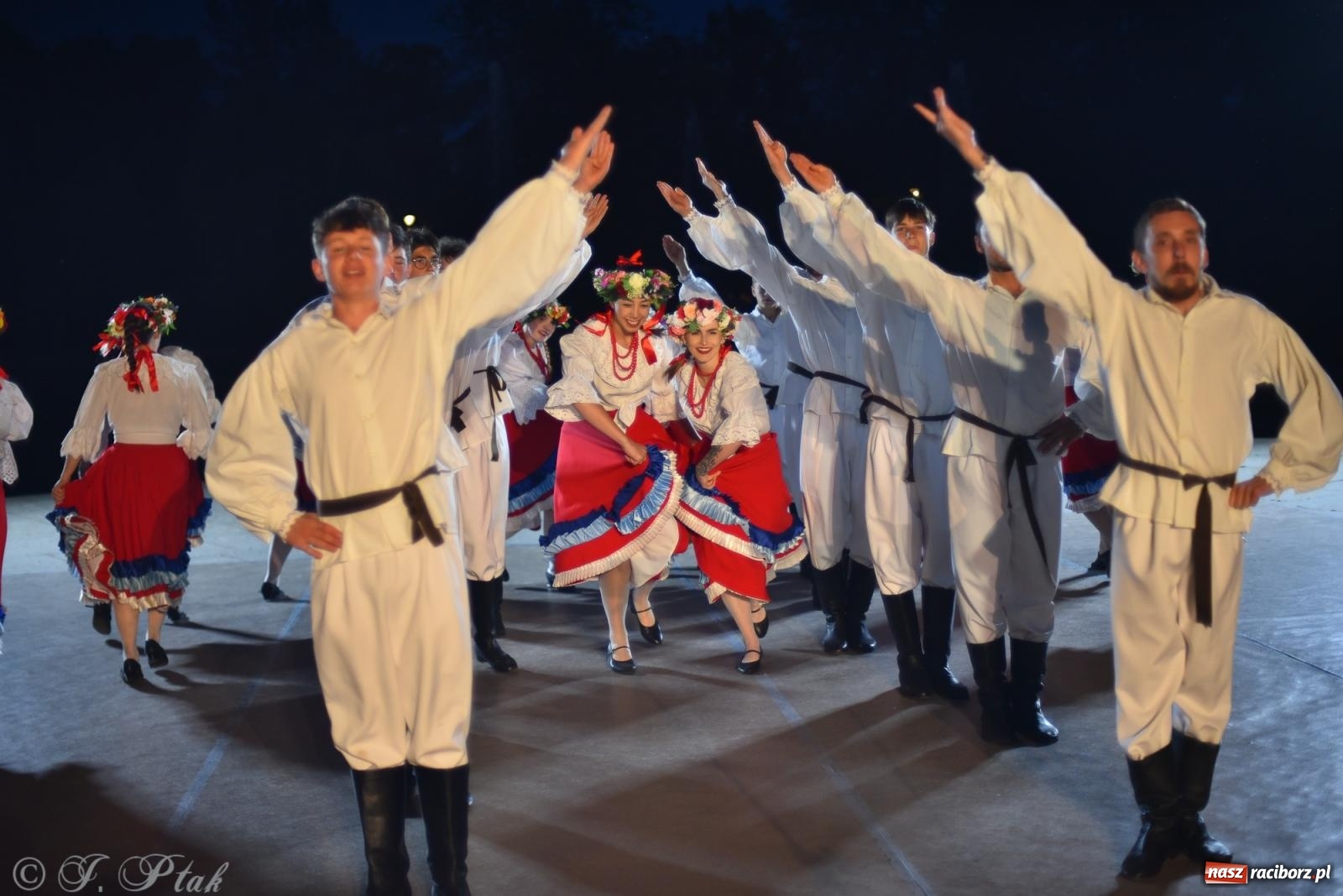 Zdjęcie w galerii na portalu naszraciborz.pl: Śląsk jako mozaika kultur – XXIII Międzynarodowe Spotkania Artystyczne. Raciborska Noc Świętojańska wiadomości z regionu