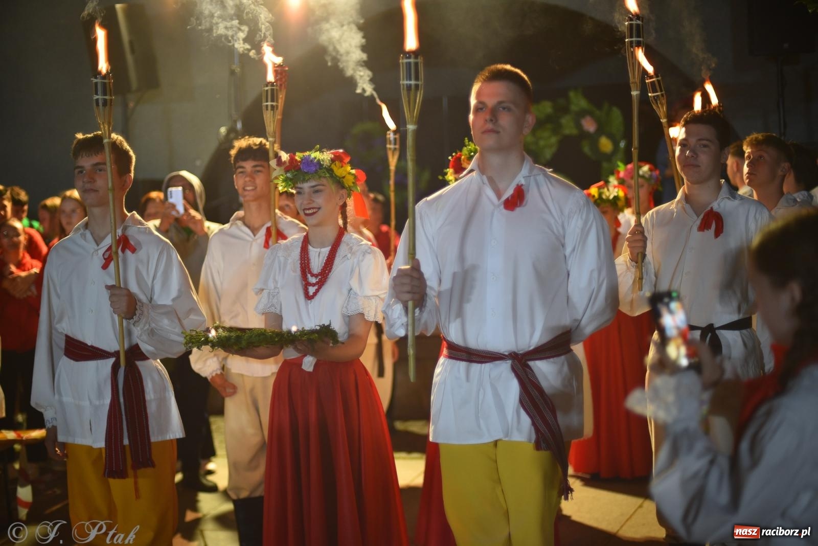 Zdjęcie w galerii na portalu naszraciborz.pl: Śląsk jako mozaika kultur – XXIII Międzynarodowe Spotkania Artystyczne. Raciborska Noc Świętojańska wiadomości z regionu
