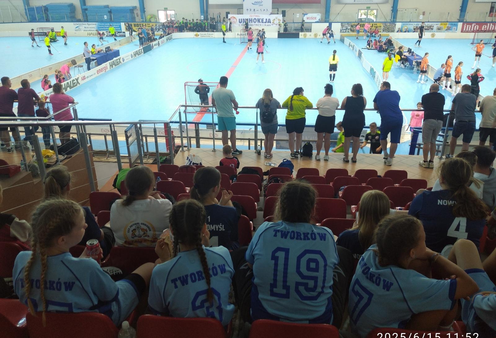 Zdjęcie w galerii na portalu naszraciborz.pl: XXX Jubileuszowy Festiwal Unihokeja o Puchar Bałtyku. 1000 uczestników, w tym reprezentantki Tworkowa wiadomości z regionu