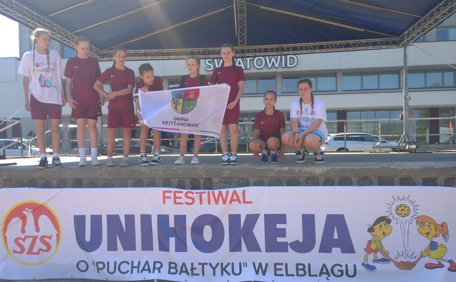 Zdjęcie w galerii na portalu naszraciborz.pl: XXX Jubileuszowy Festiwal Unihokeja o Puchar Bałtyku. 1000 uczestników, w tym reprezentantki Tworkowa wiadomości z regionu