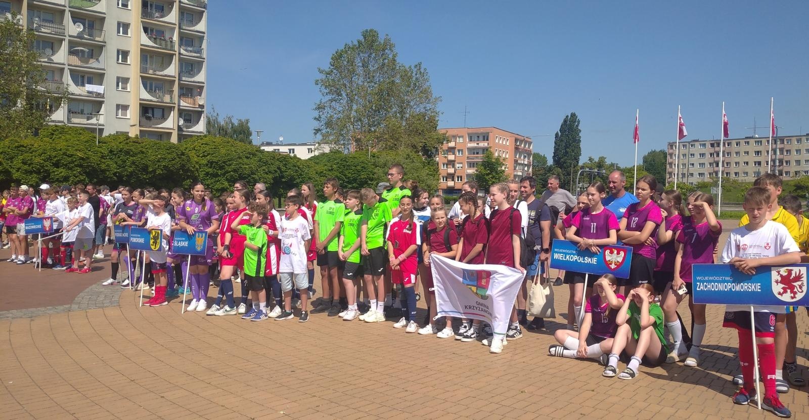 Zdjęcie w galerii na portalu naszraciborz.pl: XXX Jubileuszowy Festiwal Unihokeja o Puchar Bałtyku. 1000 uczestników, w tym reprezentantki Tworkowa wiadomości z regionu