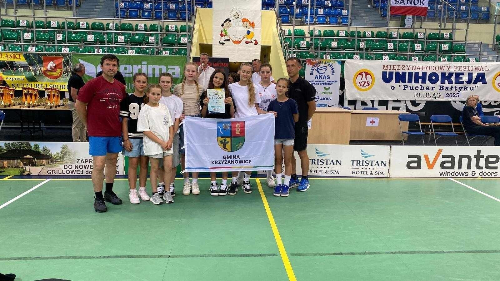 Zdjęcie w galerii na portalu naszraciborz.pl: XXX Jubileuszowy Festiwal Unihokeja o Puchar Bałtyku. 1000 uczestników, w tym reprezentantki Tworkowa wiadomości z regionu