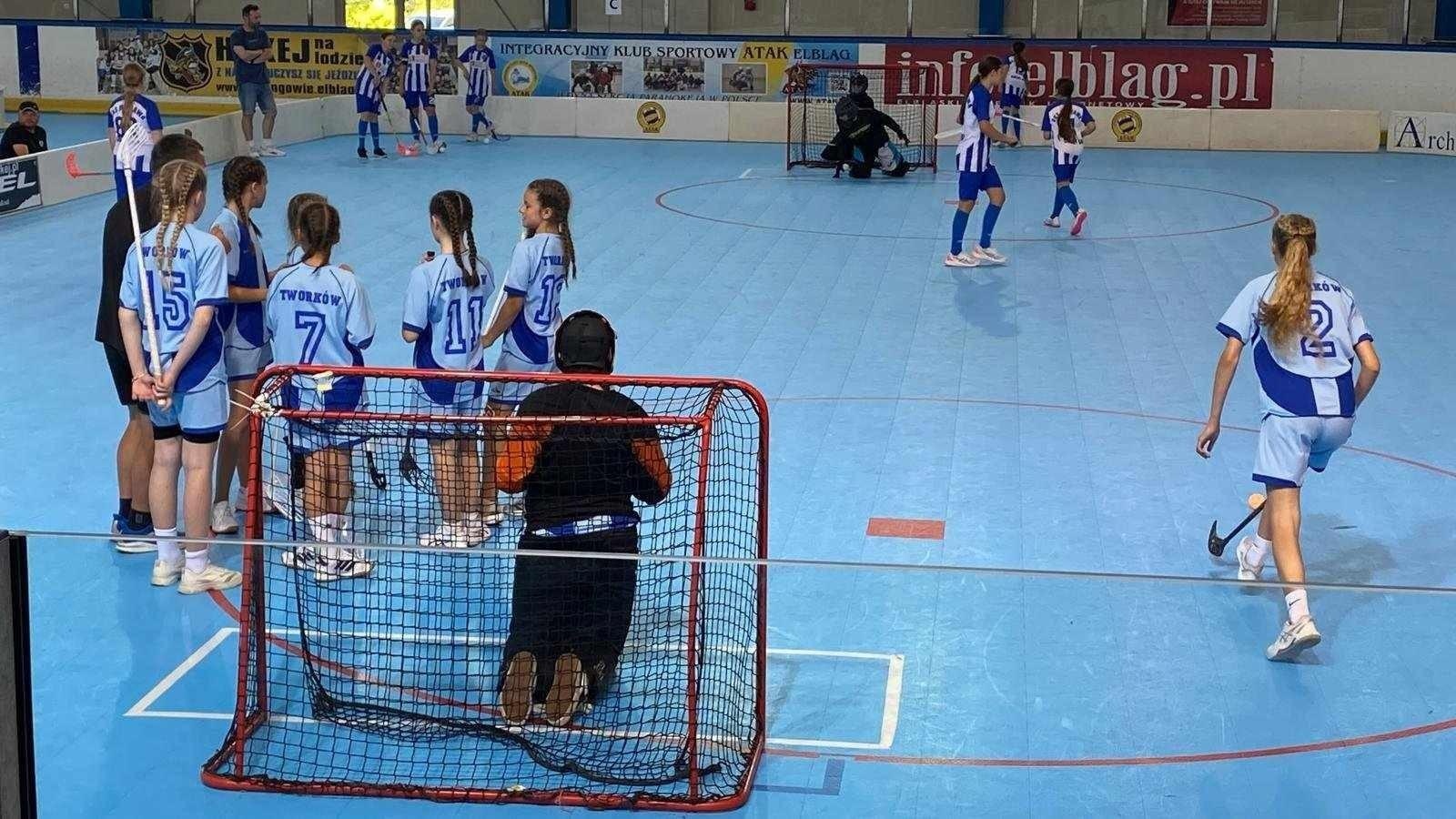 Zdjęcie w galerii na portalu naszraciborz.pl: XXX Jubileuszowy Festiwal Unihokeja o Puchar Bałtyku. 1000 uczestników, w tym reprezentantki Tworkowa wiadomości z regionu