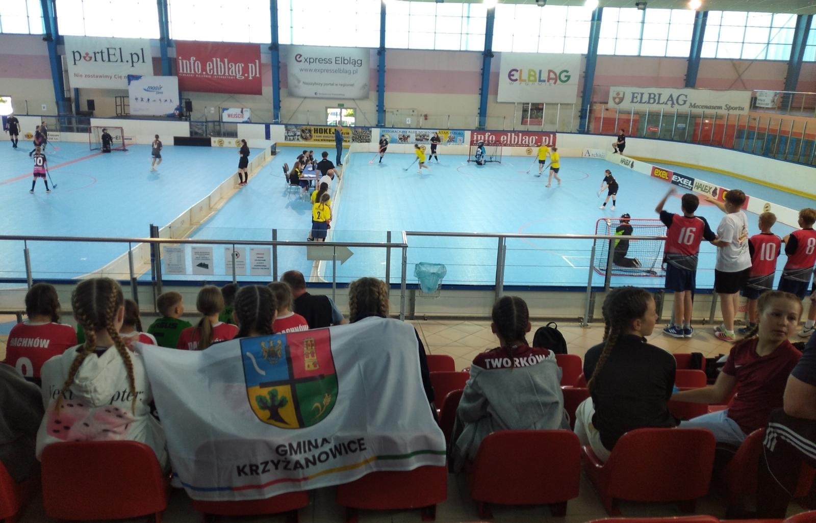 Zdjęcie w galerii na portalu naszraciborz.pl: XXX Jubileuszowy Festiwal Unihokeja o Puchar Bałtyku. 1000 uczestników, w tym reprezentantki Tworkowa wiadomości z regionu