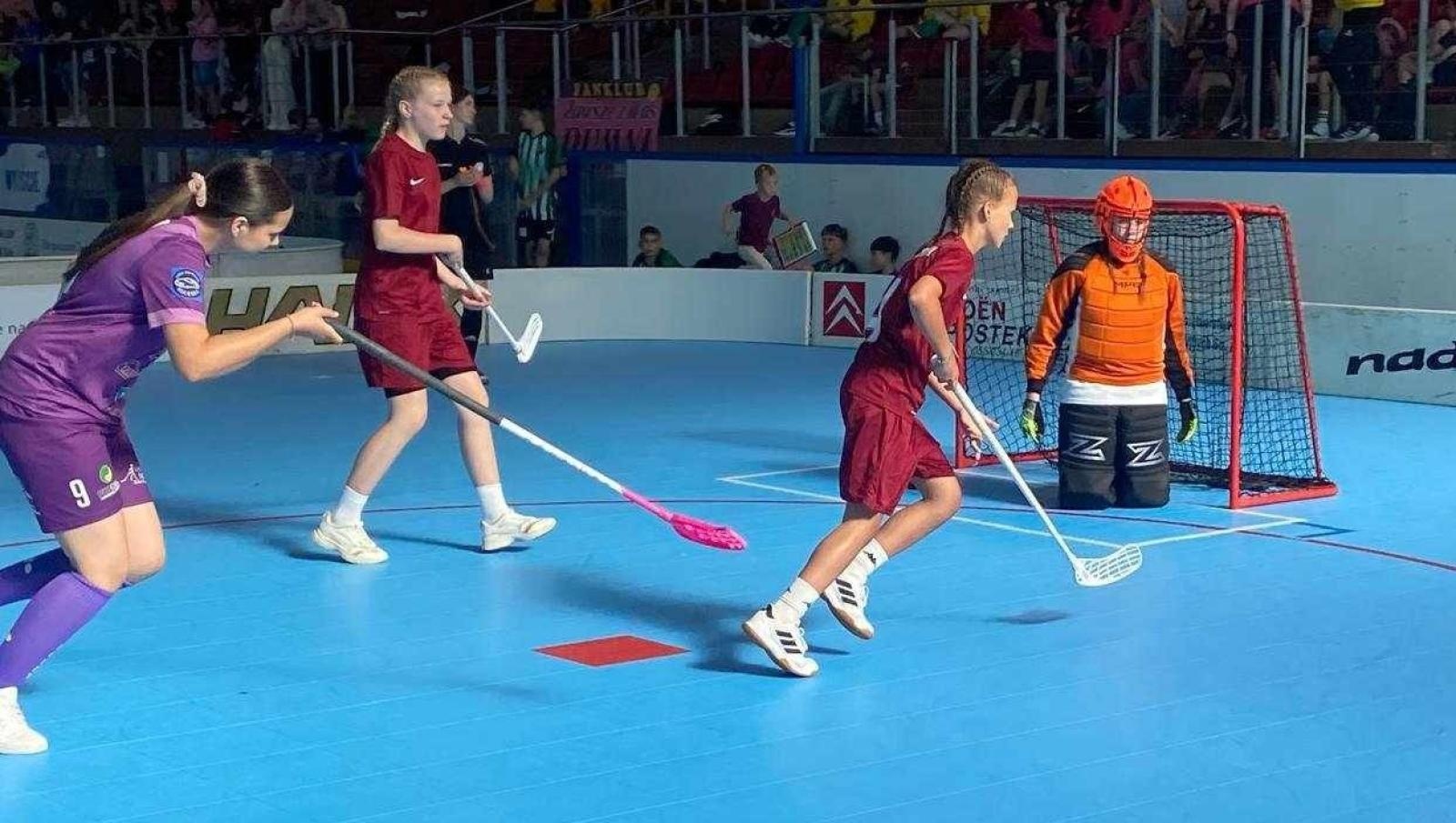 Zdjęcie w galerii na portalu naszraciborz.pl: XXX Jubileuszowy Festiwal Unihokeja o Puchar Bałtyku. 1000 uczestników, w tym reprezentantki Tworkowa wiadomości z regionu