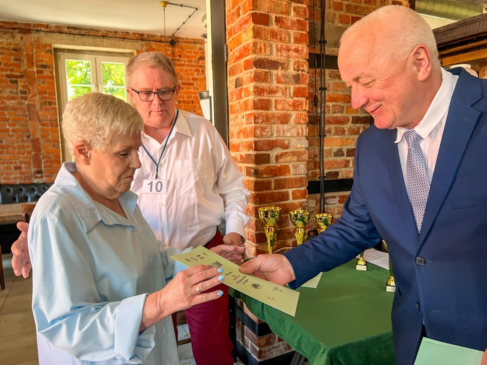 Zdjęcie w galerii na portalu naszraciborz.pl: Brydżyści zakończyli sezon. Mistrzem Raciborza Tomasz Tapper wiadomości z regionu
