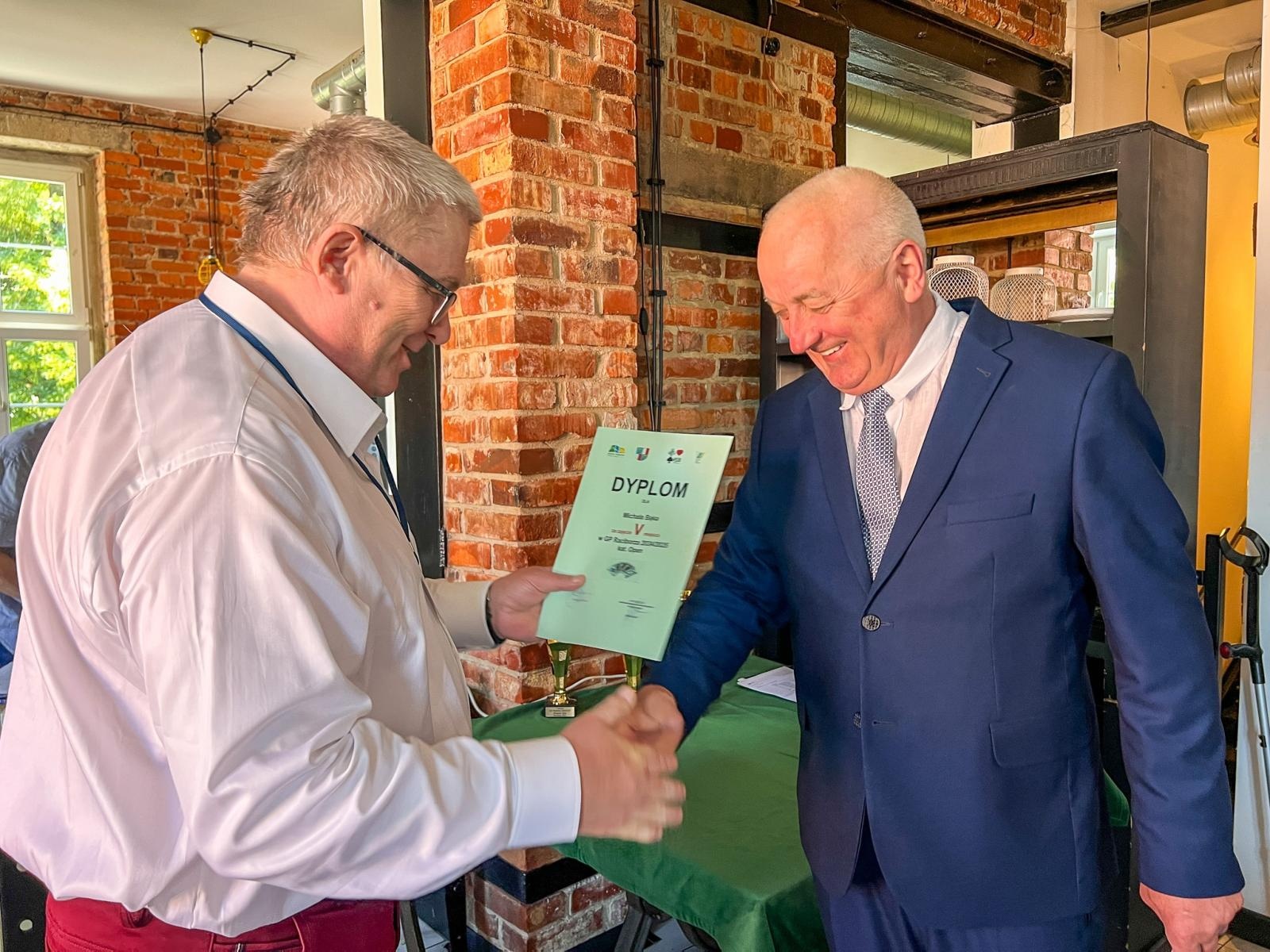 Zdjęcie w galerii na portalu naszraciborz.pl: Brydżyści zakończyli sezon. Mistrzem Raciborza Tomasz Tapper wiadomości z regionu