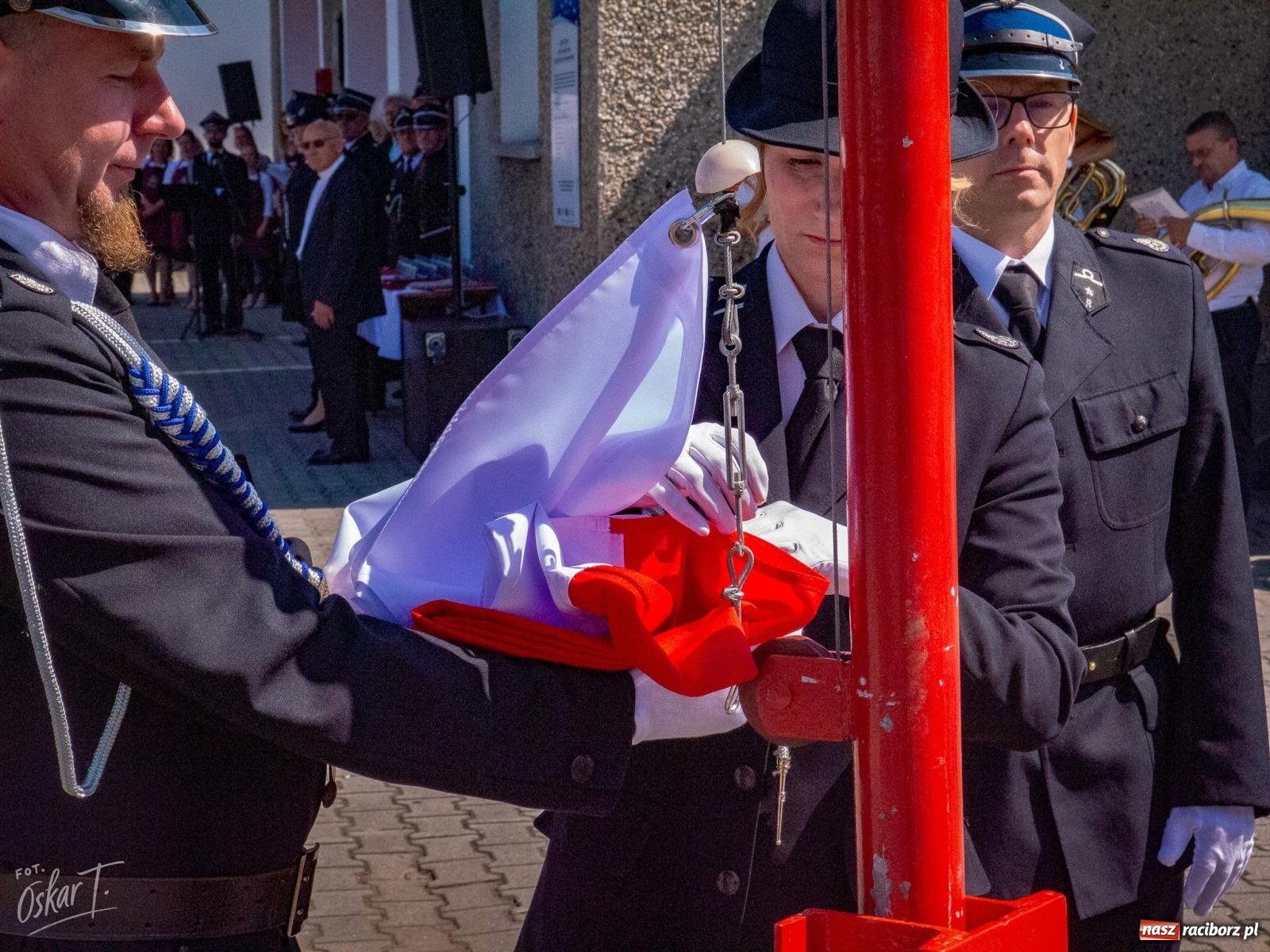 Zdjęcie w galerii na portalu naszraciborz.pl: Stulecie OSP Owsiszcze. Uroczysta msza, apel i odznaczenia dla zasłużonych druhów wiadomości z regionu