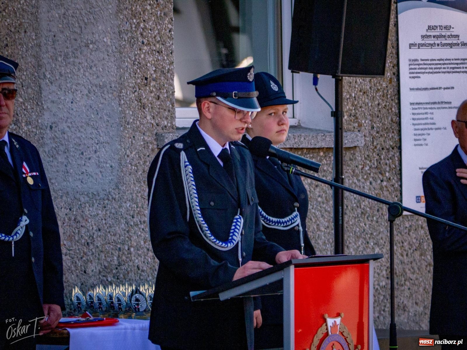 Zdjęcie w galerii na portalu naszraciborz.pl: Stulecie OSP Owsiszcze. Uroczysta msza, apel i odznaczenia dla zasłużonych druhów wiadomości z regionu