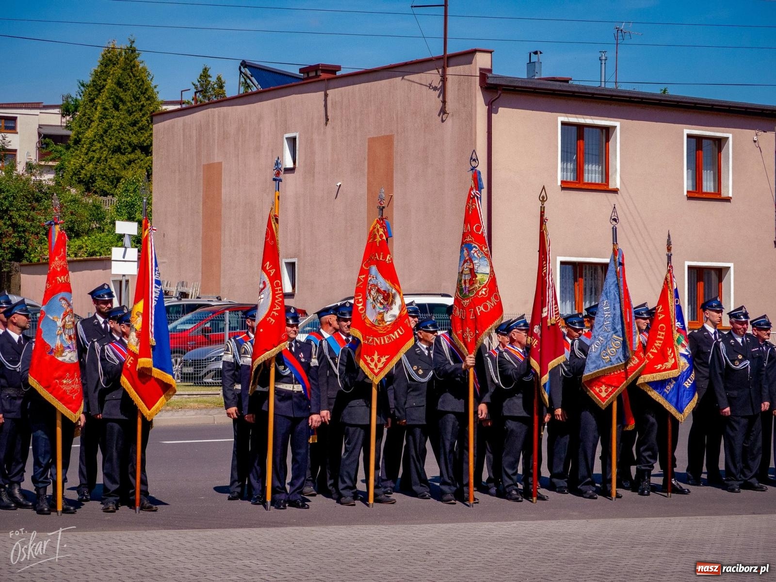Zdjęcie w galerii na portalu naszraciborz.pl: Stulecie OSP Owsiszcze. Uroczysta msza, apel i odznaczenia dla zasłużonych druhów wiadomości z regionu