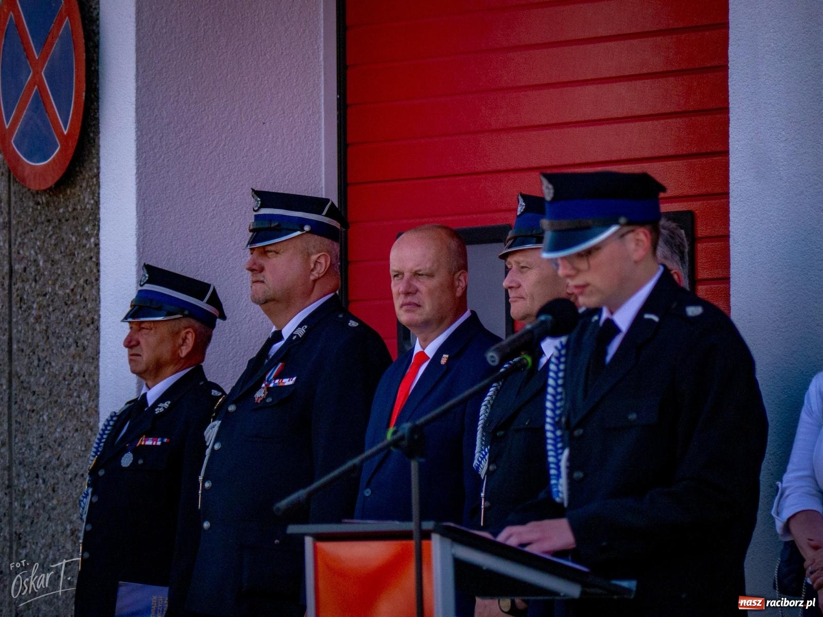 Zdjęcie w galerii na portalu naszraciborz.pl: Stulecie OSP Owsiszcze. Uroczysta msza, apel i odznaczenia dla zasłużonych druhów wiadomości z regionu