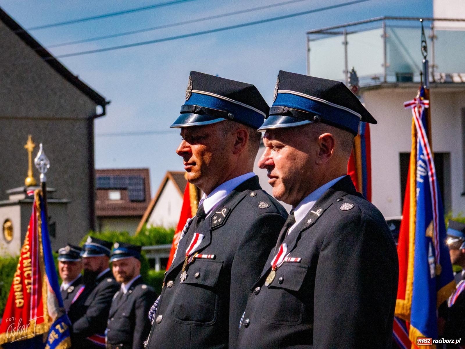 Zdjęcie w galerii na portalu naszraciborz.pl: Stulecie OSP Owsiszcze. Uroczysta msza, apel i odznaczenia dla zasłużonych druhów wiadomości z regionu