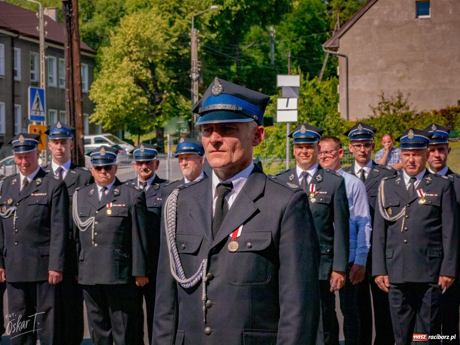 Zdjęcie w galerii na portalu naszraciborz.pl: Stulecie OSP Owsiszcze. Uroczysta msza, apel i odznaczenia dla zasłużonych druhów wiadomości z regionu