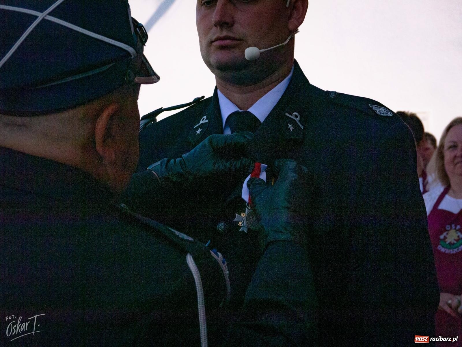 Zdjęcie w galerii na portalu naszraciborz.pl: Stulecie OSP Owsiszcze. Uroczysta msza, apel i odznaczenia dla zasłużonych druhów wiadomości z regionu