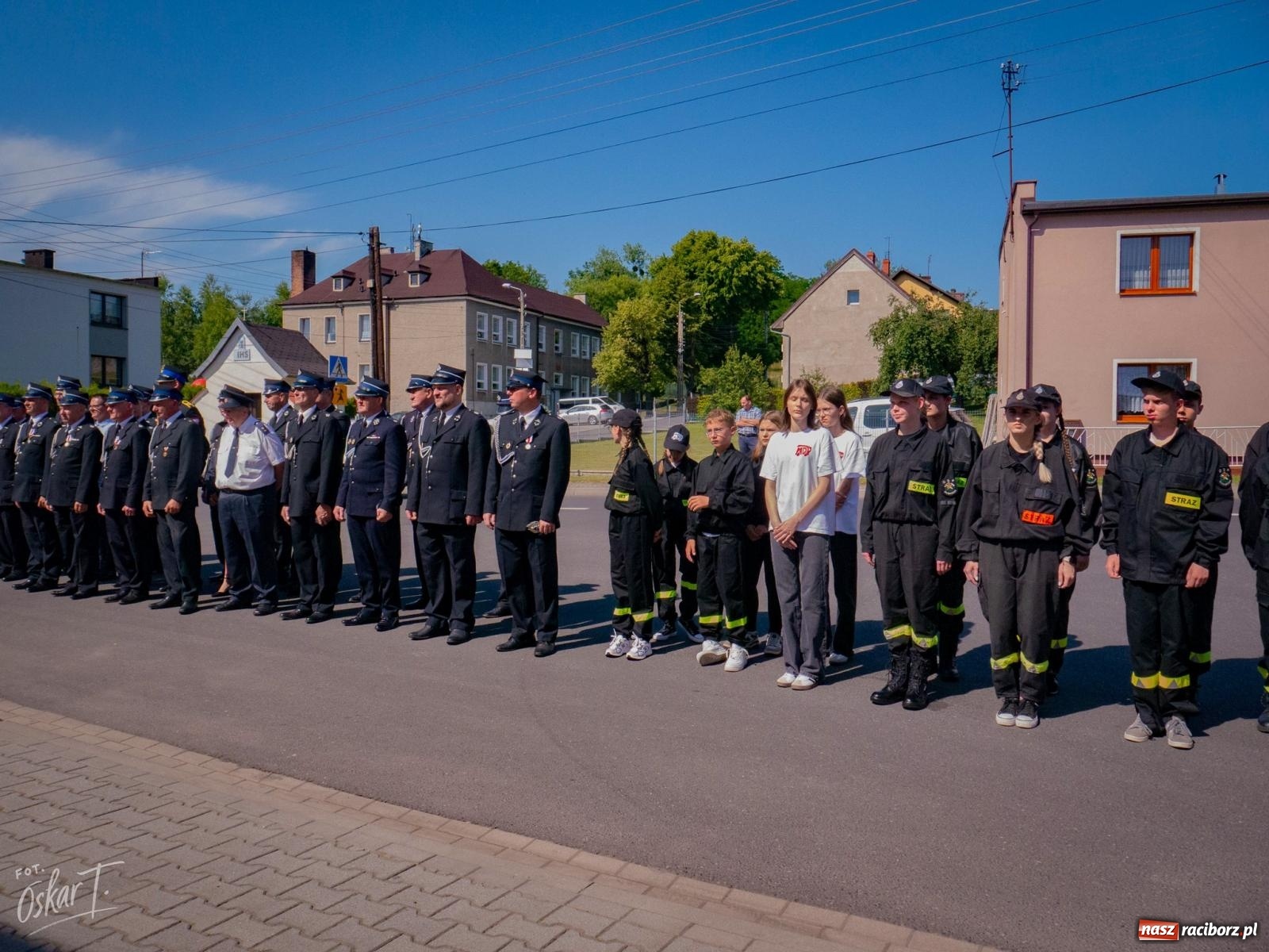 Zdjęcie w galerii na portalu naszraciborz.pl: Stulecie OSP Owsiszcze. Uroczysta msza, apel i odznaczenia dla zasłużonych druhów wiadomości z regionu