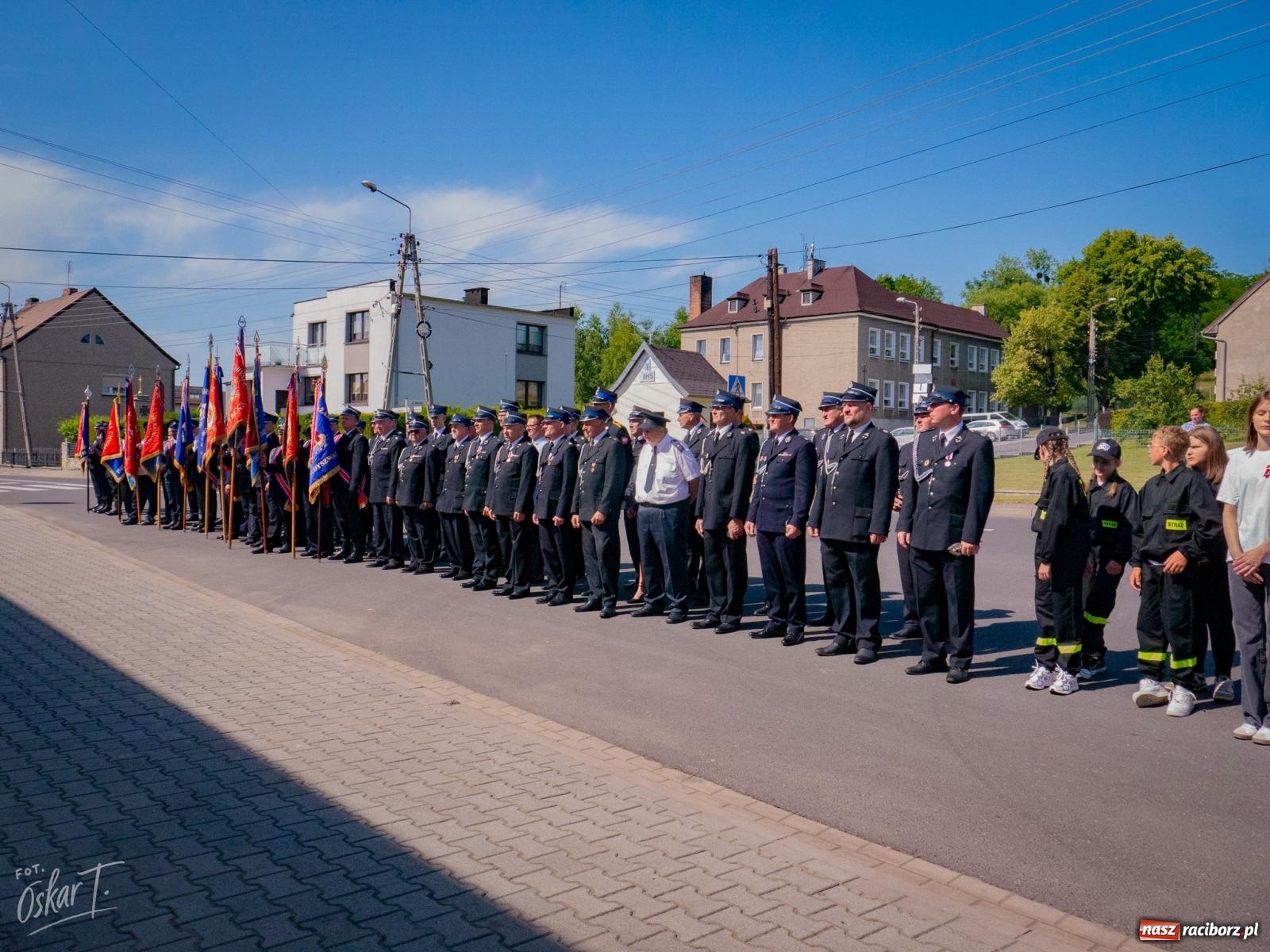 Zdjęcie w galerii na portalu naszraciborz.pl: Stulecie OSP Owsiszcze. Uroczysta msza, apel i odznaczenia dla zasłużonych druhów wiadomości z regionu