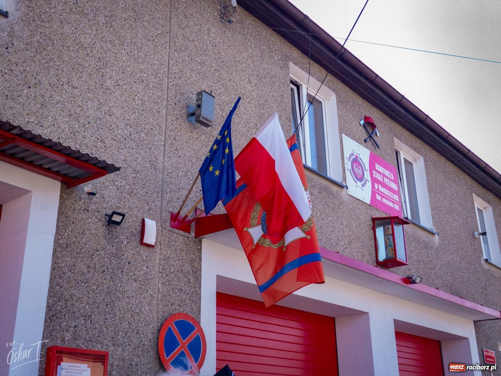 Zdjęcie w galerii na portalu naszraciborz.pl: Stulecie OSP Owsiszcze. Uroczysta msza, apel i odznaczenia dla zasłużonych druhów wiadomości z regionu