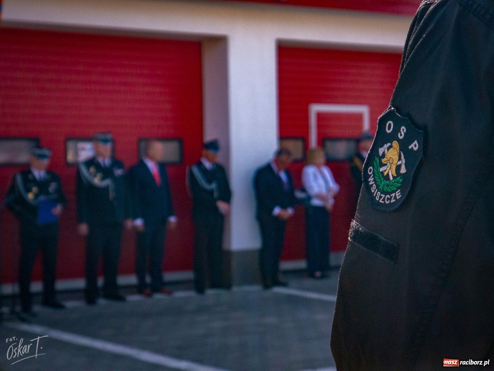 Zdjęcie w galerii na portalu naszraciborz.pl: Stulecie OSP Owsiszcze. Uroczysta msza, apel i odznaczenia dla zasłużonych druhów wiadomości z regionu