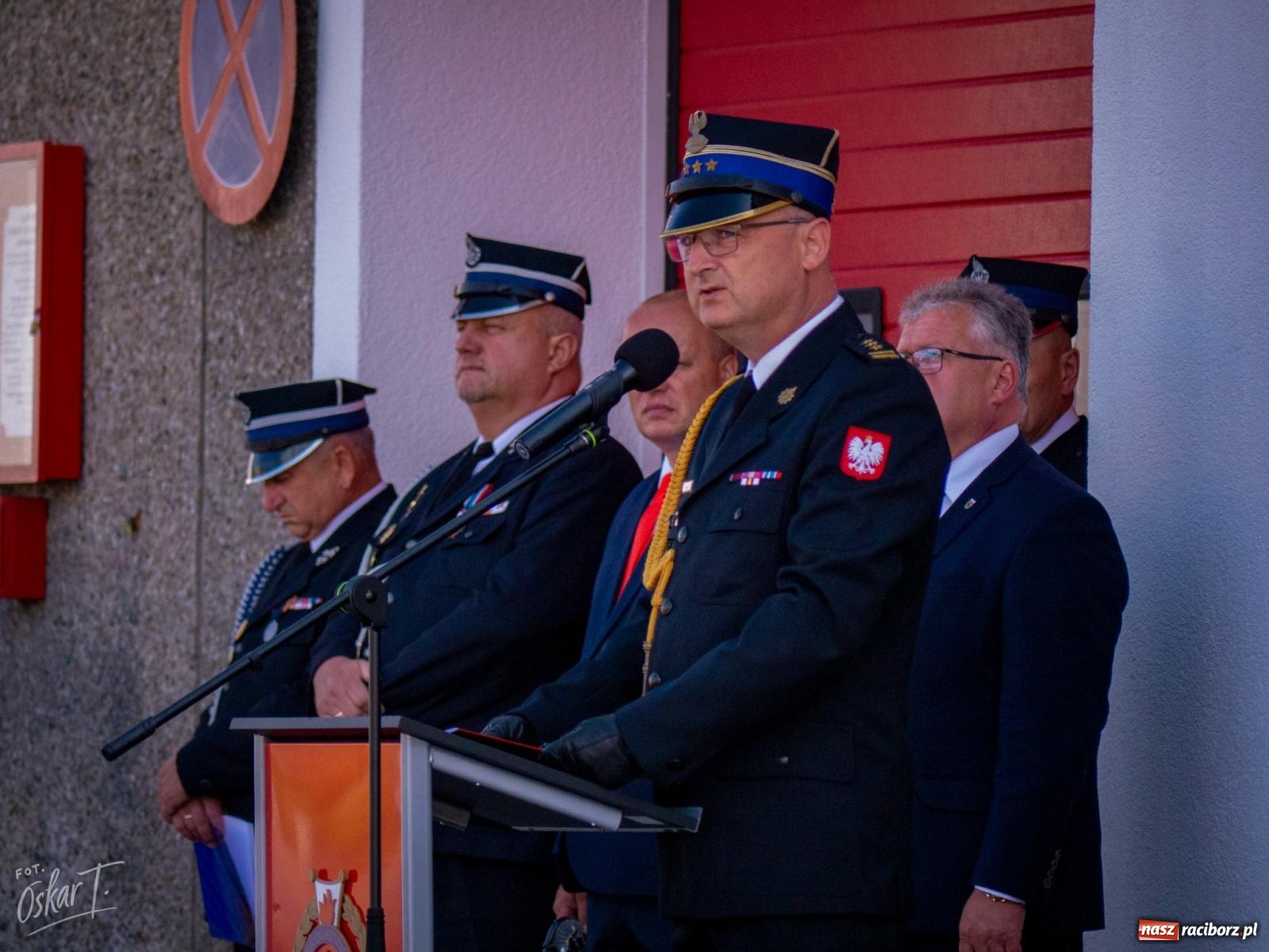 Zdjęcie w galerii na portalu naszraciborz.pl: Stulecie OSP Owsiszcze. Uroczysta msza, apel i odznaczenia dla zasłużonych druhów wiadomości z regionu