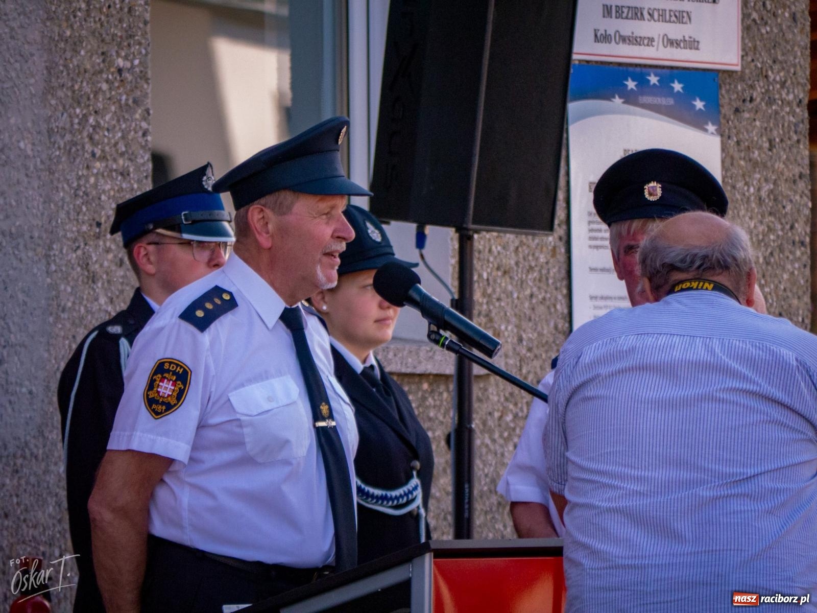 Zdjęcie w galerii na portalu naszraciborz.pl: Stulecie OSP Owsiszcze. Uroczysta msza, apel i odznaczenia dla zasłużonych druhów wiadomości z regionu