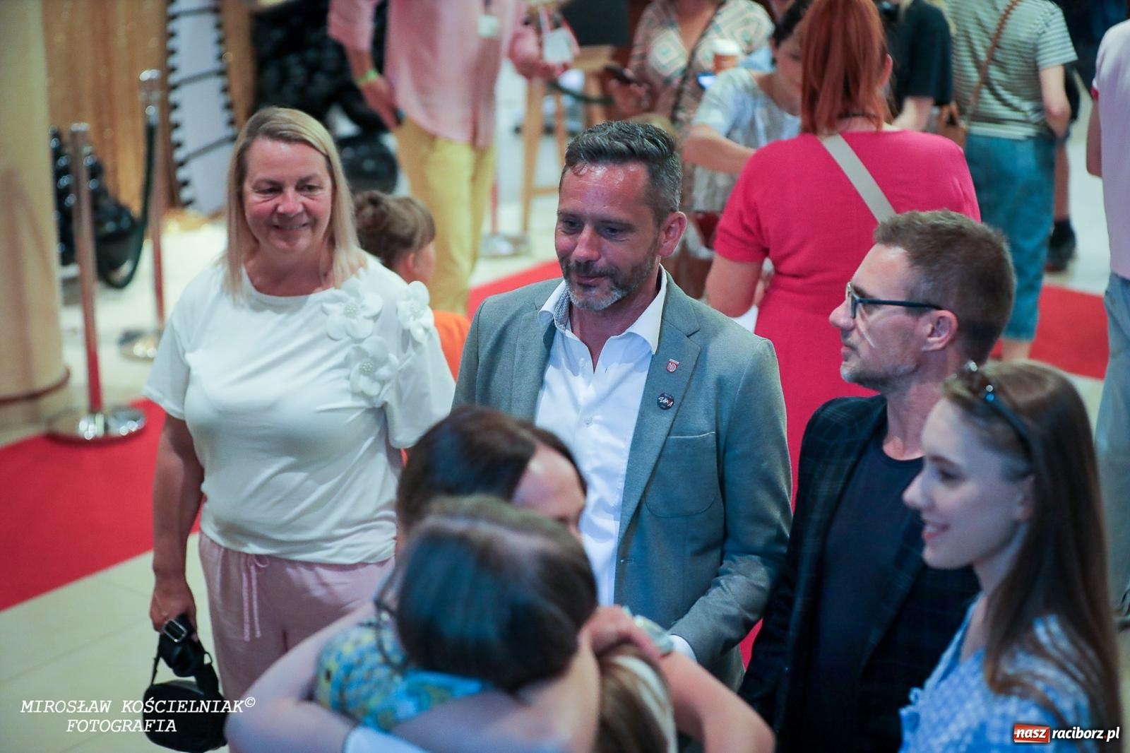 Zdjęcie w galerii na portalu naszraciborz.pl: Oscarowy blask na scenie RCK. Gala SKAZY oczarowała publiczność wiadomości z regionu