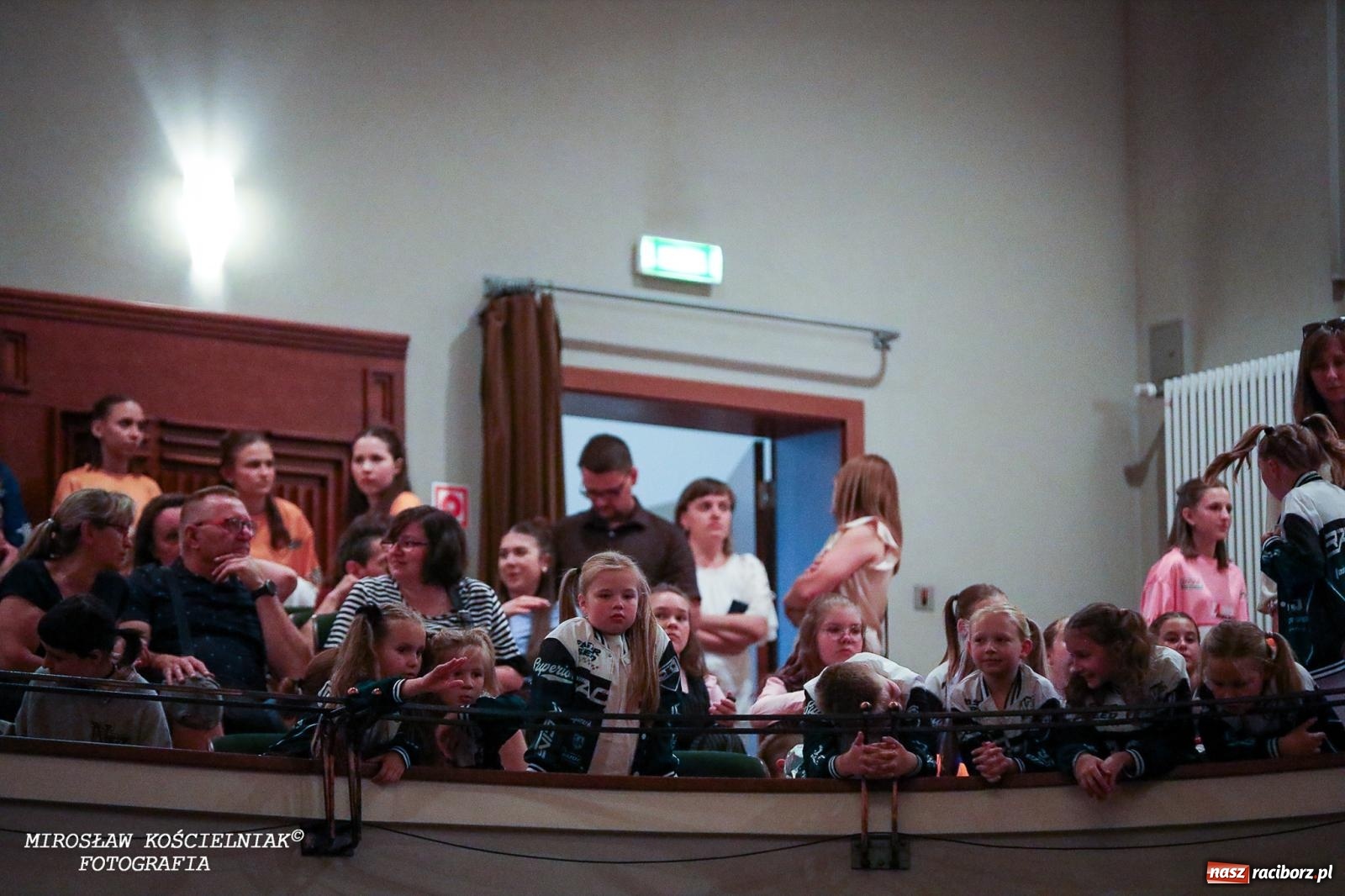 Zdjęcie w galerii na portalu naszraciborz.pl: Oscarowy blask na scenie RCK. Gala SKAZY oczarowała publiczność wiadomości z regionu