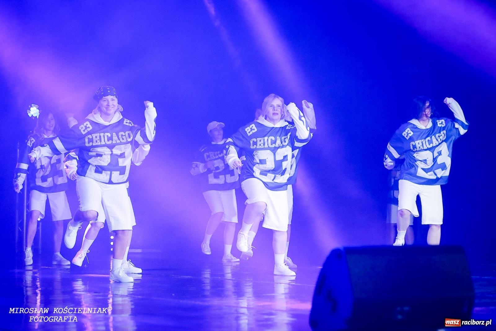 Zdjęcie w galerii na portalu naszraciborz.pl: Oscarowy blask na scenie RCK. Gala SKAZY oczarowała publiczność wiadomości z regionu