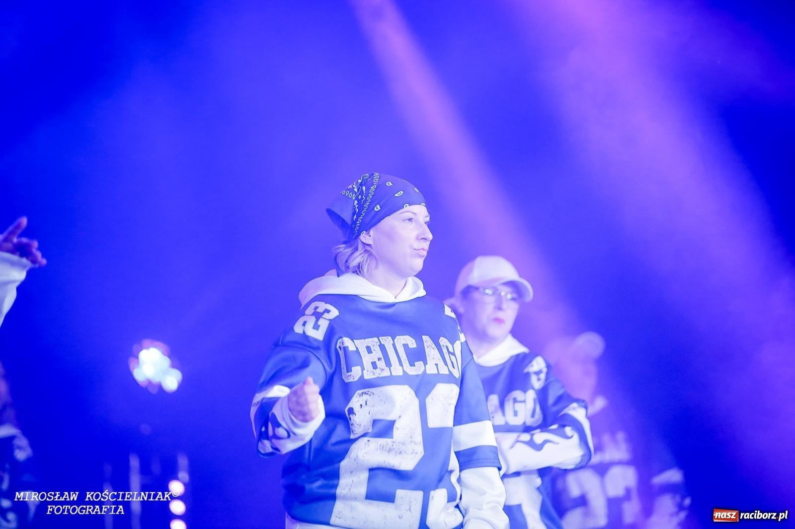 Zdjęcie w galerii na portalu naszraciborz.pl: Oscarowy blask na scenie RCK. Gala SKAZY oczarowała publiczność wiadomości z regionu