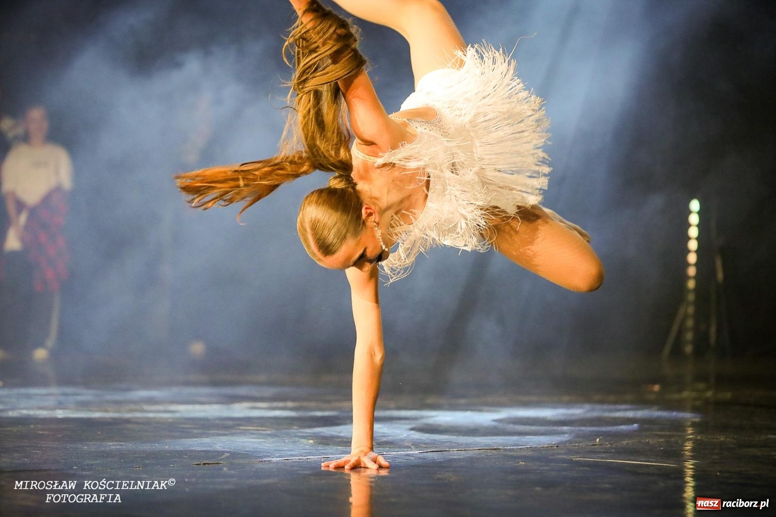 Zdjęcie w galerii na portalu naszraciborz.pl: Oscarowy blask na scenie RCK. Gala SKAZY oczarowała publiczność wiadomości z regionu