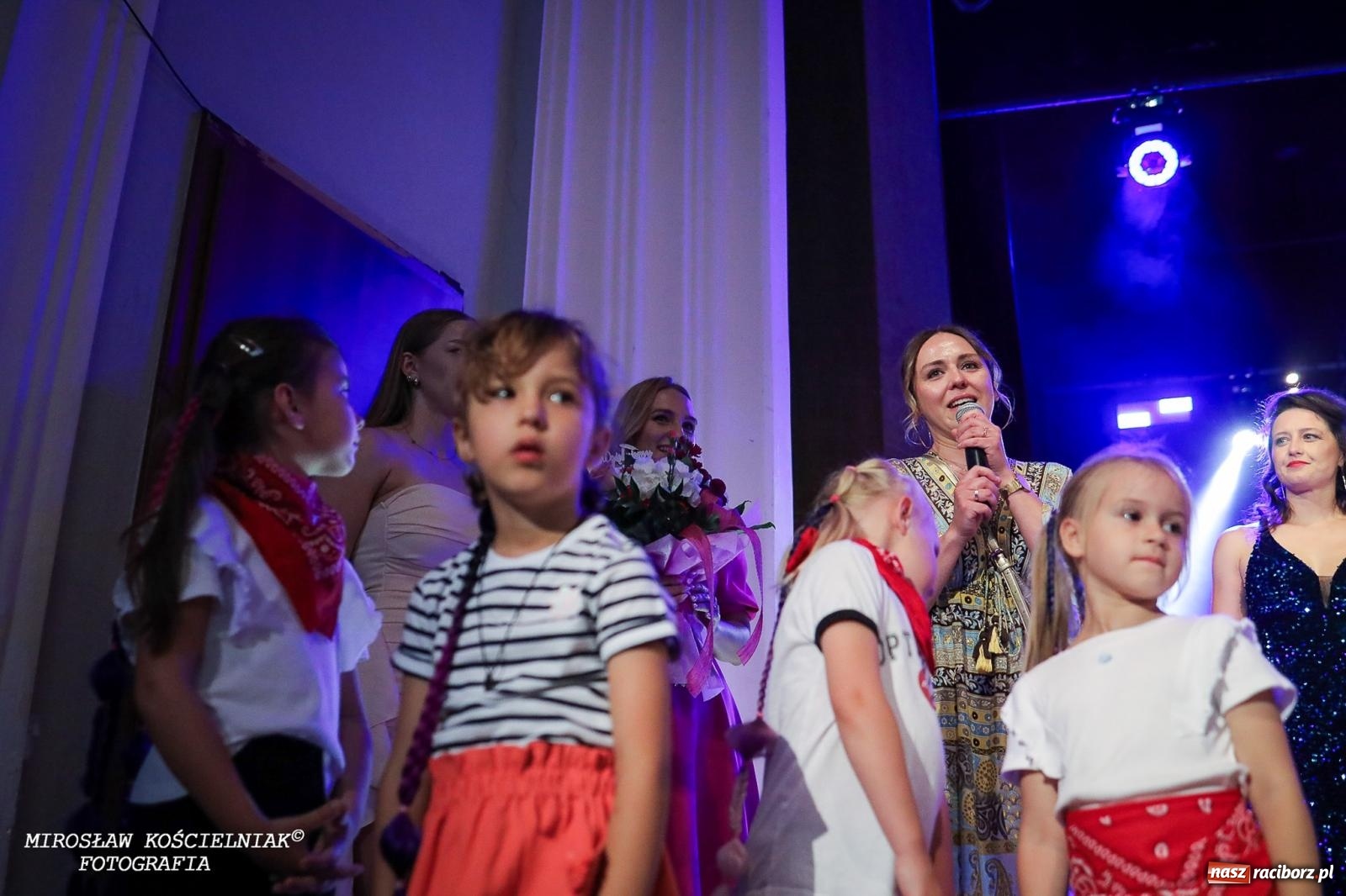 Zdjęcie w galerii na portalu naszraciborz.pl: Oscarowy blask na scenie RCK. Gala SKAZY oczarowała publiczność wiadomości z regionu
