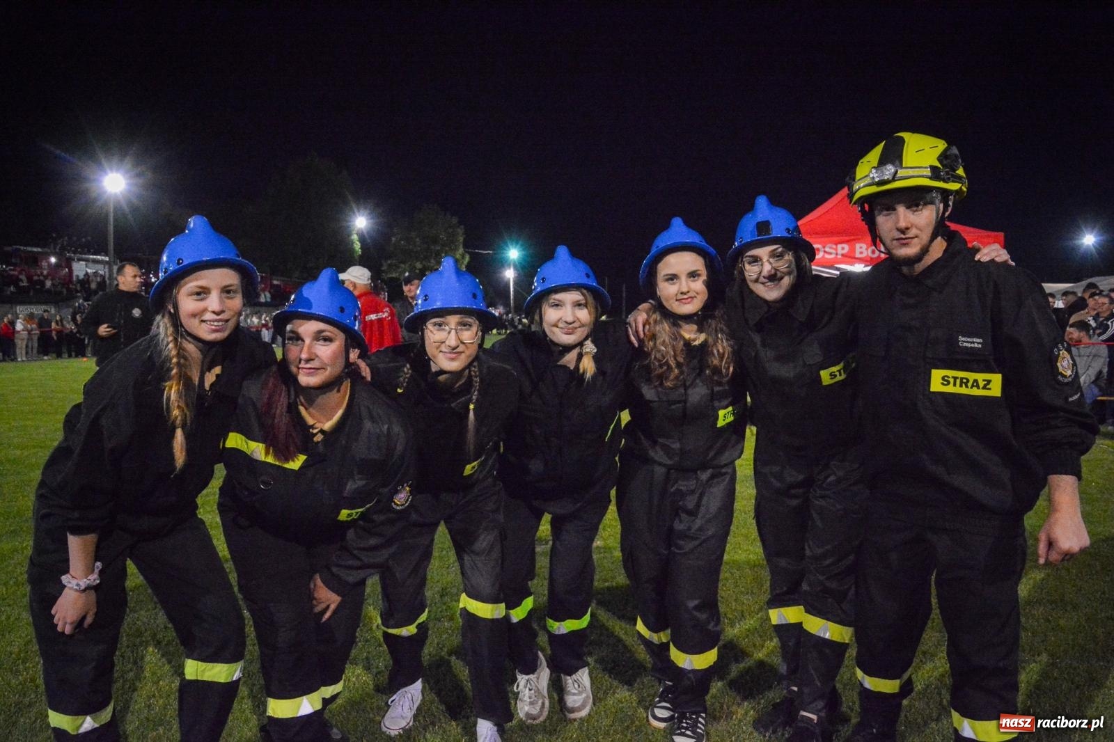 Zdjęcie w galerii na portalu naszraciborz.pl: Noc pełna rywalizacji. Rekord toru i wielkie emocje w Bolesławiu! [FOTO i WIDEO] wiadomości z regionu