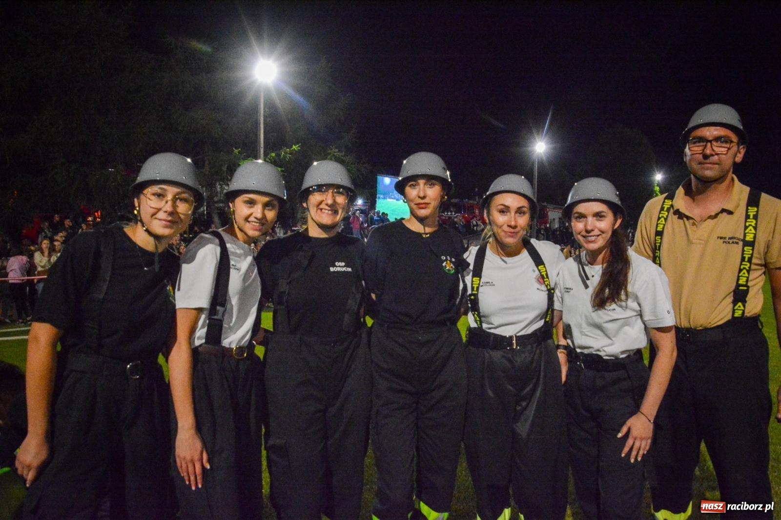 Zdjęcie w galerii na portalu naszraciborz.pl: Noc pełna rywalizacji. Rekord toru i wielkie emocje w Bolesławiu! [FOTO i WIDEO] wiadomości z regionu