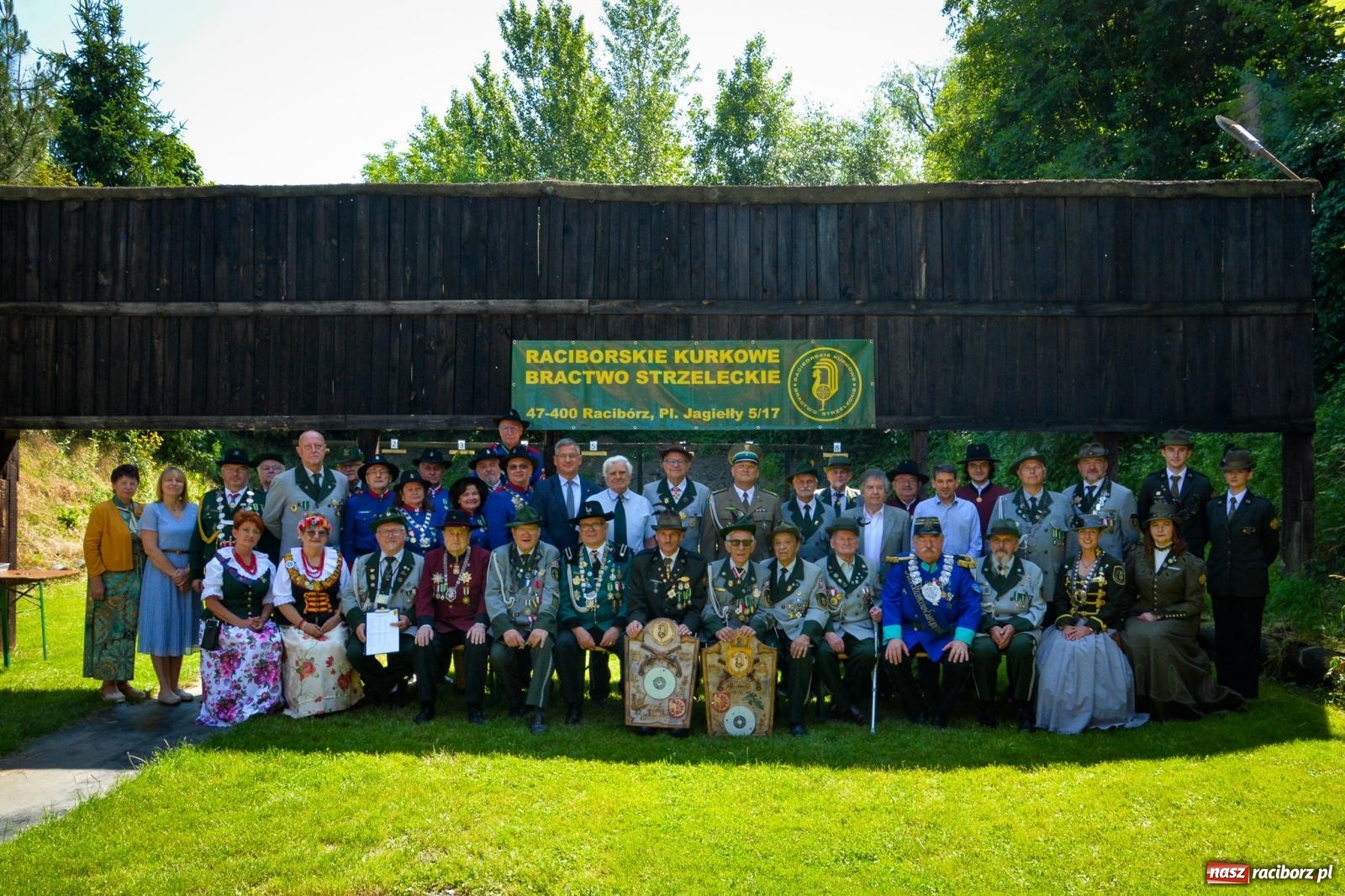 Zdjęcie w galerii na portalu naszraciborz.pl: Racibórz ma nowego króla kurkowego. Strzelanie na 20-lecie bractwa  wiadomości z regionu