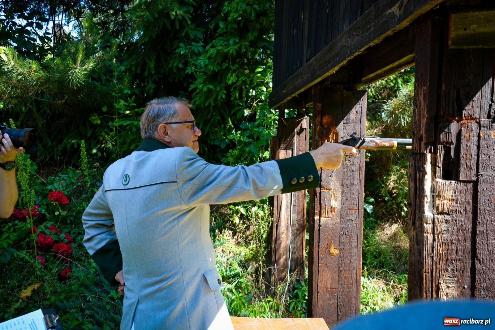 Zdjęcie w galerii na portalu naszraciborz.pl: Racibórz ma nowego króla kurkowego. Strzelanie na 20-lecie bractwa  wiadomości z regionu